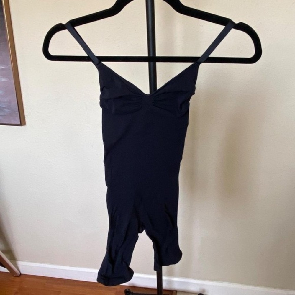 Skims Seamless Sculpt Mid-Thigh Bodysuit Onyx Black Size M Shapewear - Picture 2 of 4